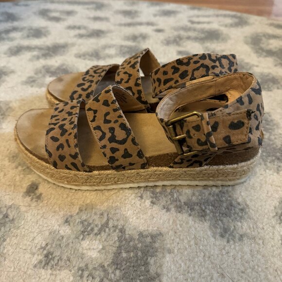 Universal Threads Espardrille Sandals - Picture 1 of 5